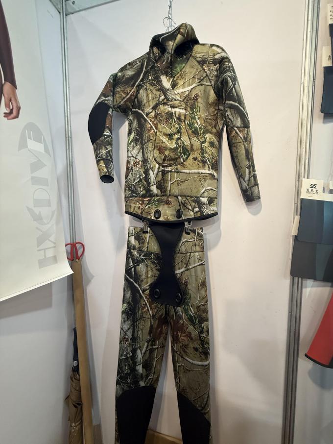 HXDIVE Camouflage Neoprene Wetsuit — 2-Piece Pullover Hooded Spearfishing & Hunting Suit